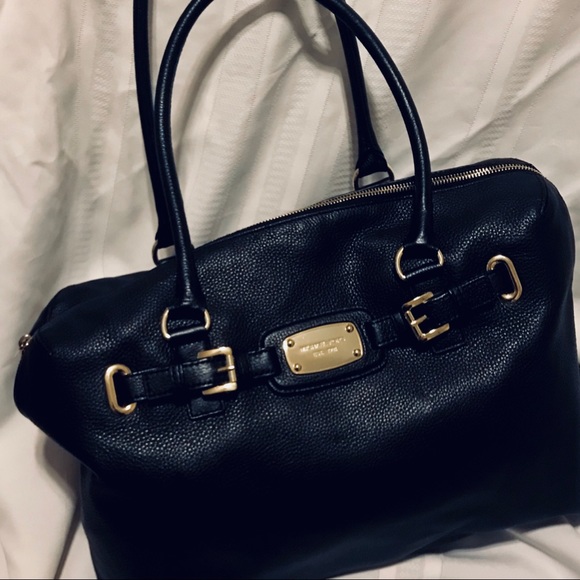 Michael Kors Handbags - Extra Large Michael Kors Hamilton Weekender